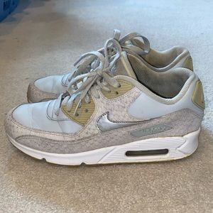 Nike Air Max 90 Oatmeal Snakeskin Size 8